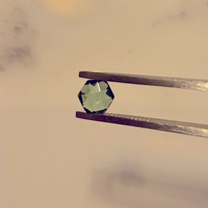 New Authentic Origami Owl signature hex Swarovski Crystal in Erinite (green).